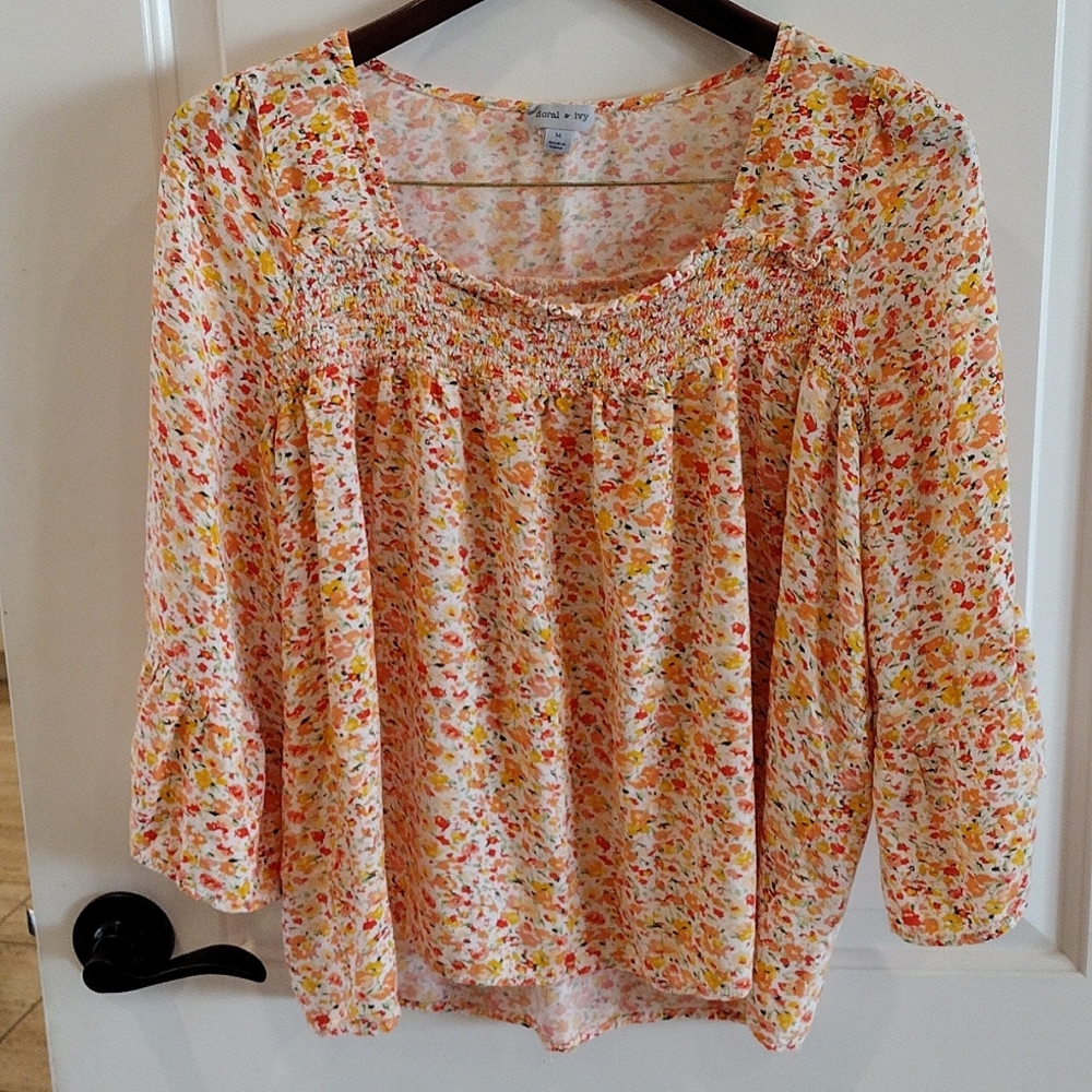 Floral & Ivy Flowing Floral Print Top. Size M  Bell Sleeve and Colorful Pattern